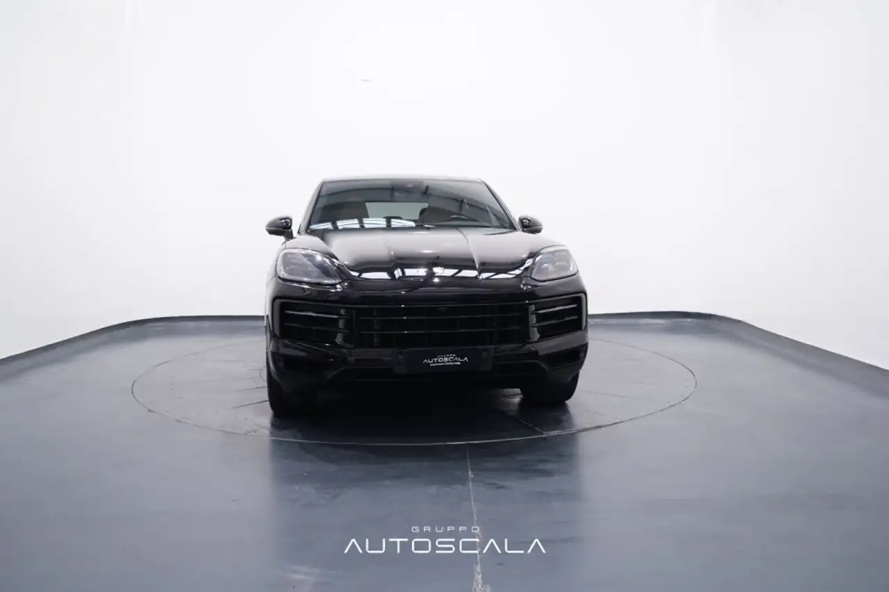 Porsche Cayenne 2